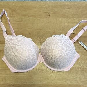 NWT Skims Fits Everybody Lace Push-Up Demi Bra Cherry Blossom 40DDD